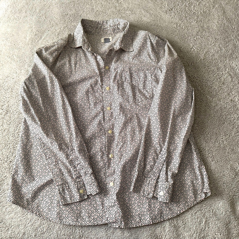 Old Navy button down shirt